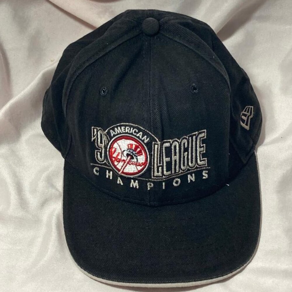 New York Yankees 1999 American League Champions New Era Hat Adjustable